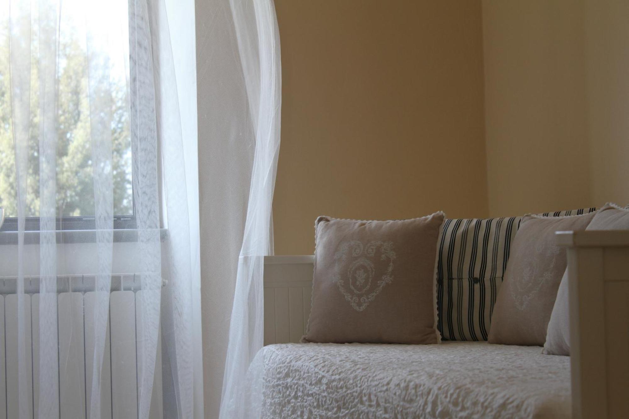Al Castello Da Annamaria Guest House Beverino Room photo